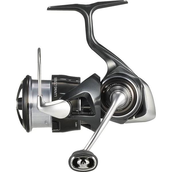 Daiwa 24 Luvias LT2500S JDM spinning reel